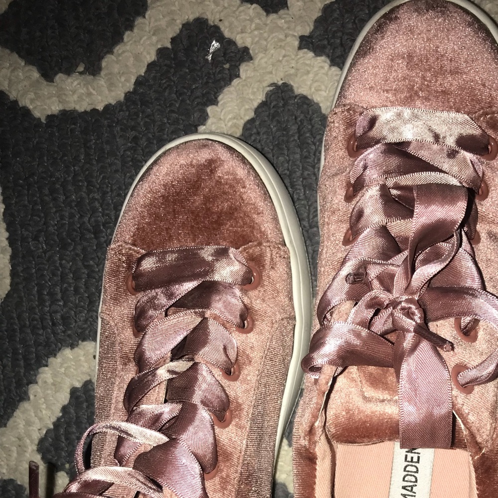 Steve Madden Pink Velvet Sneaker